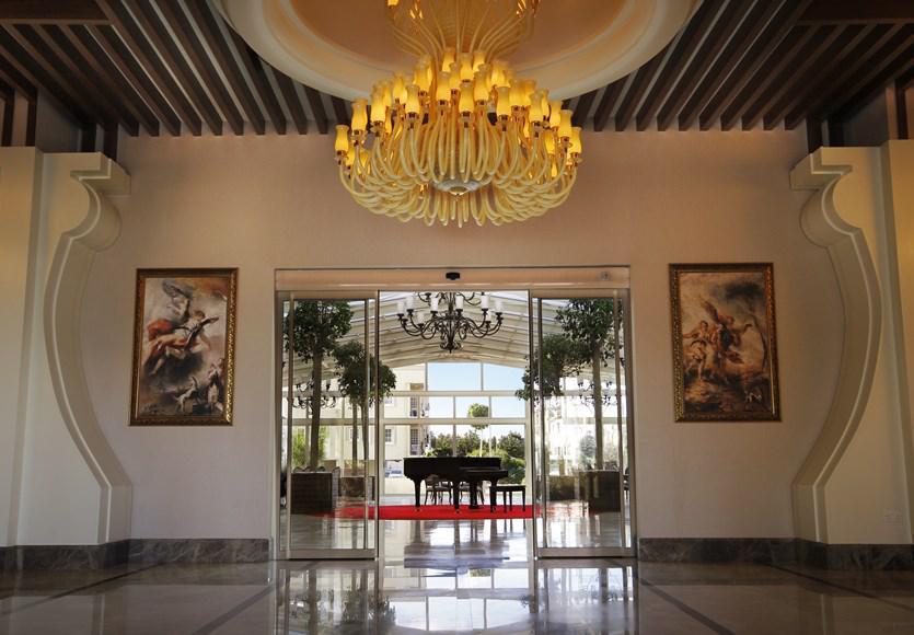 Karavas  Ada Beach Hotel מראה חיצוני תמונה