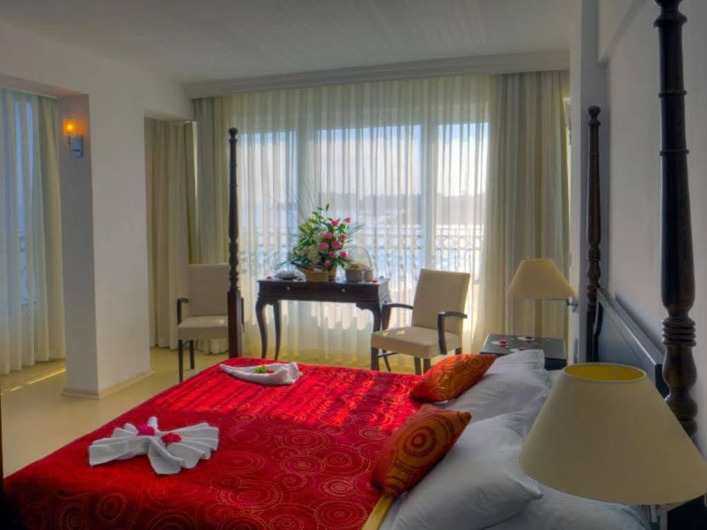 Karavas  Ada Beach Hotel מראה חיצוני תמונה